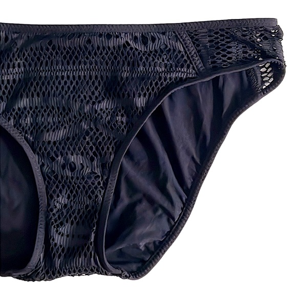 NWOT Becca Kennedy Crochet Hipster - Picture 6 of 13